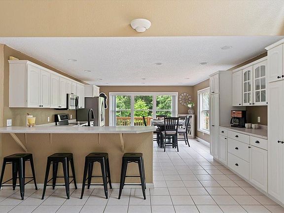 4th image of 7047 Juneberry Trl NW