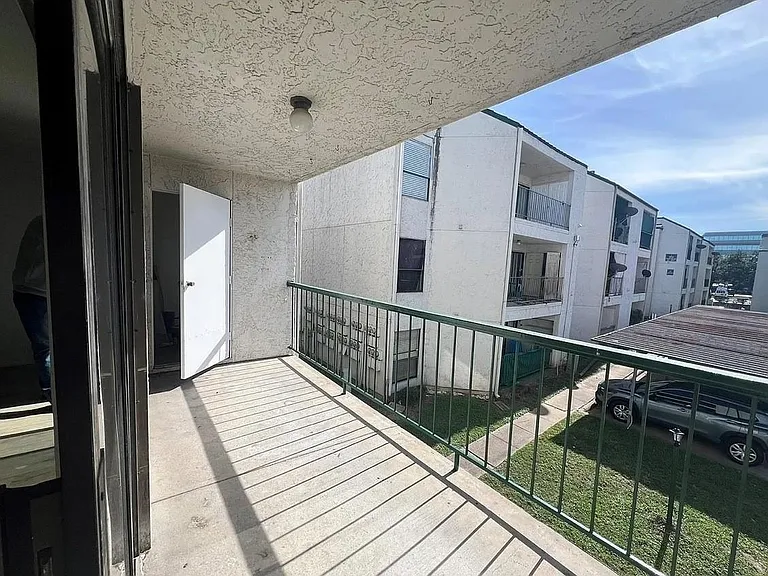 2830 S Bartell Dr #27 — Photo 6