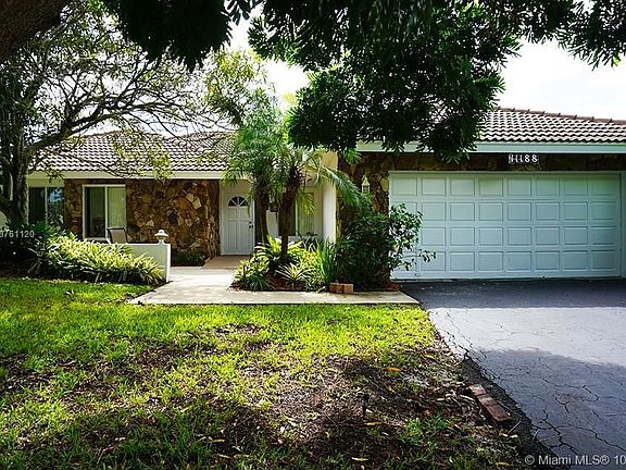2nd image of 11188 NW 5th Mnr