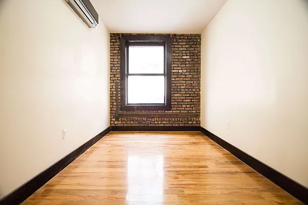 Rented by Nooklyn NYC LLC | media 31