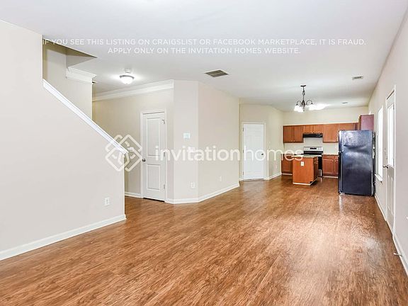 5th image of 4905 Medlock Trail Ct