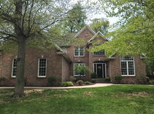 699 Forest Ct, Nappanee, IN 46550