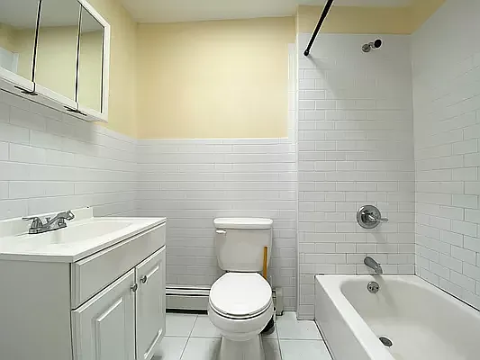 Rented by Yup Realty LLC | media 34