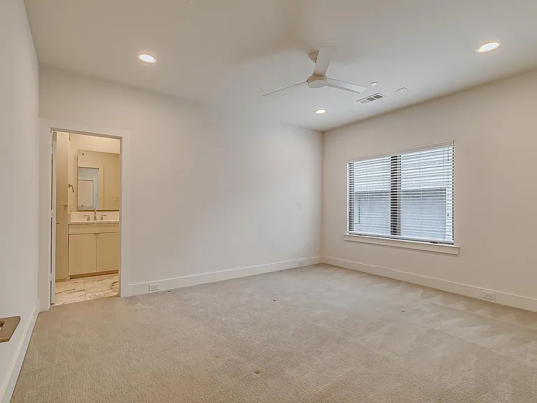 2707 Kimsey Dr #101 — Photo 5