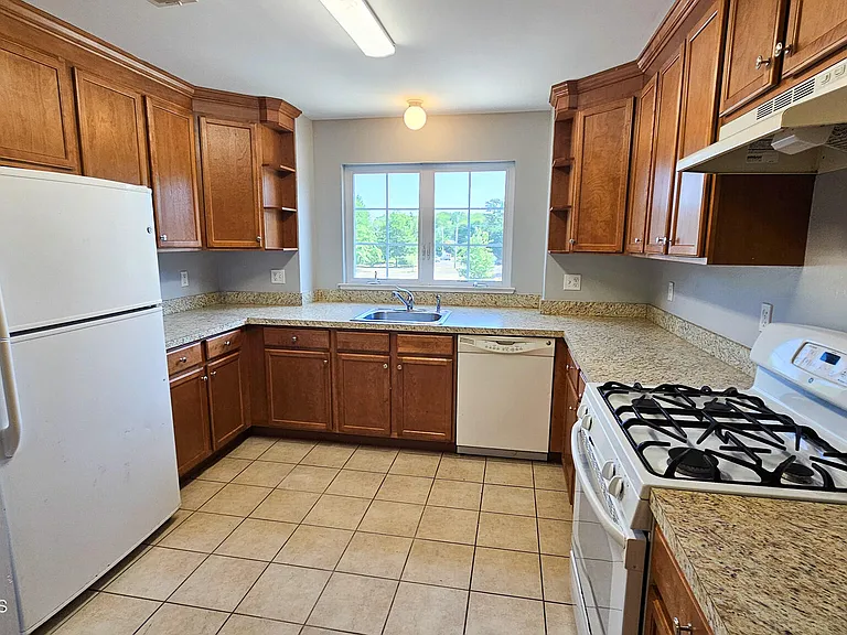 380 Radio Rd #A3 — Photo 17