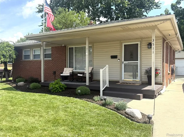 3511 Bridge St, Trenton, MI 48183