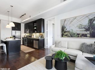 1120 Lakin St #612, Houston, TX 77007