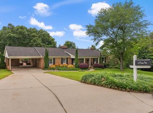 103 Crestview Cir, Greer, SC 29651