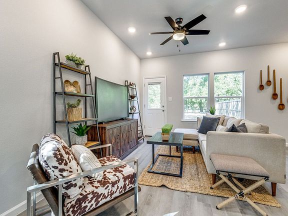 4th image of 309-2 Braz St