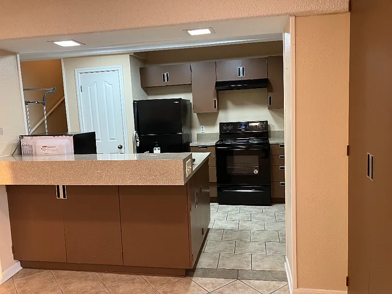 5918 Lago Vista Way #D-34 — Photo 8