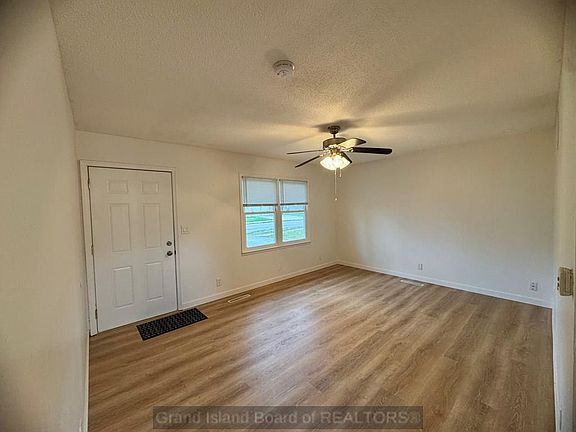 2nd image of 1007 N Hancock Ave