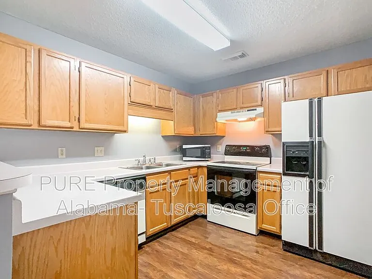 2751 Meadowlark Ln — Photo 5