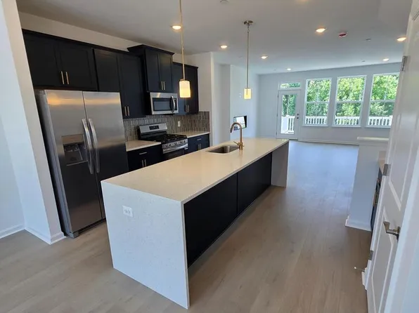 334 Aqua Sq #175, Edgewood, MD 21040