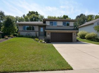 5905 Linden Pkwy, Mc Farland, WI 53558