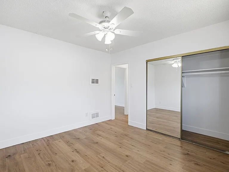 7100 Fulton Ave — Photo 13