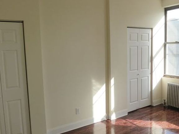 3rd image of 1489 Dekalb Ave APT 3R