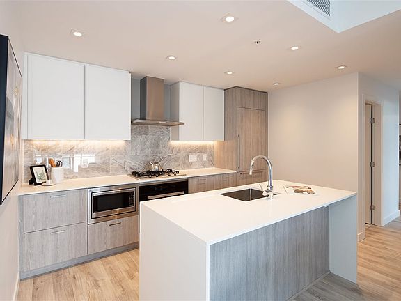 5th image of 2288 Alpha Ave #504