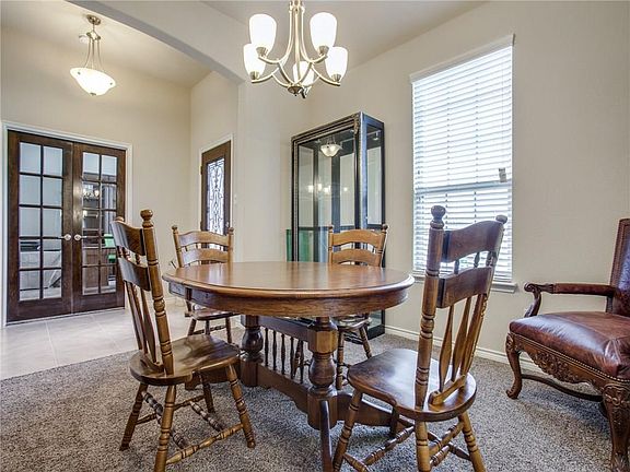 4th image of 1273 Crescent Cove Dr