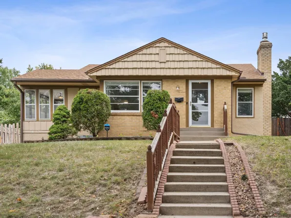 3456 Abbott Ave N, Robbinsdale, MN 55422