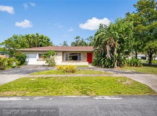 490 SW 56th Ave, Plantation, FL 33317