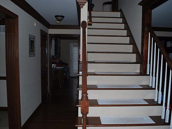 4th image of 1270 Deer Haven Ln