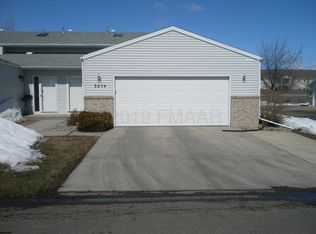 3254 35th Ave S, Fargo, ND 58104