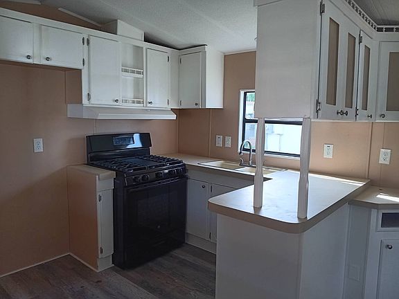3rd image of 32405 Beach Park Rd Lot 43