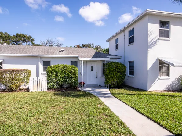 10084 Meridian Way N #4, Palm Beach Gardens, FL 33410