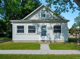 8309 Maxwell Ave, Warren, MI