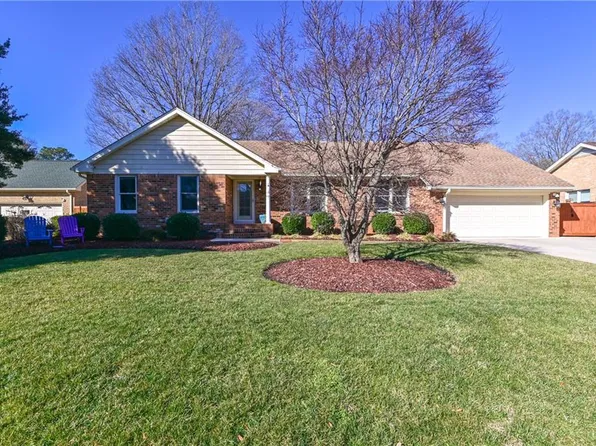 917 Hanover Dr, Virginia Beach, VA 23464