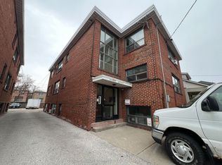 108 Grandville Ave #4-03, Toronto, ON M6N 4V2