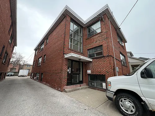 108 Grandville Ave Photo 1
