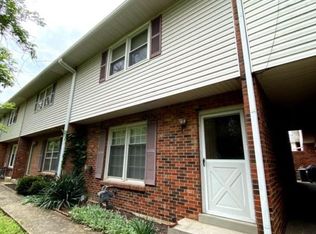 3126 Kirklevington Dr, Lexington, KY 40517