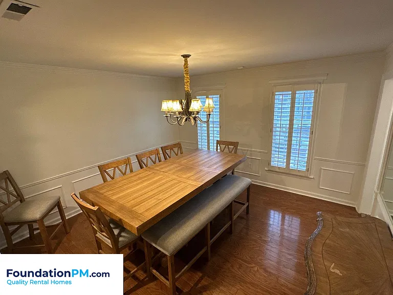 7939 Dovie Ln — Photo 5