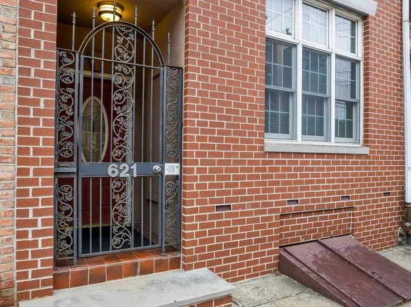 621 S 8th St, Philadelphia, PA 19147