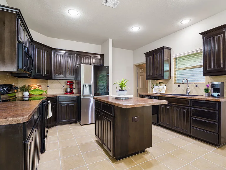 11004 Hawks Landing Rd — Photo 13