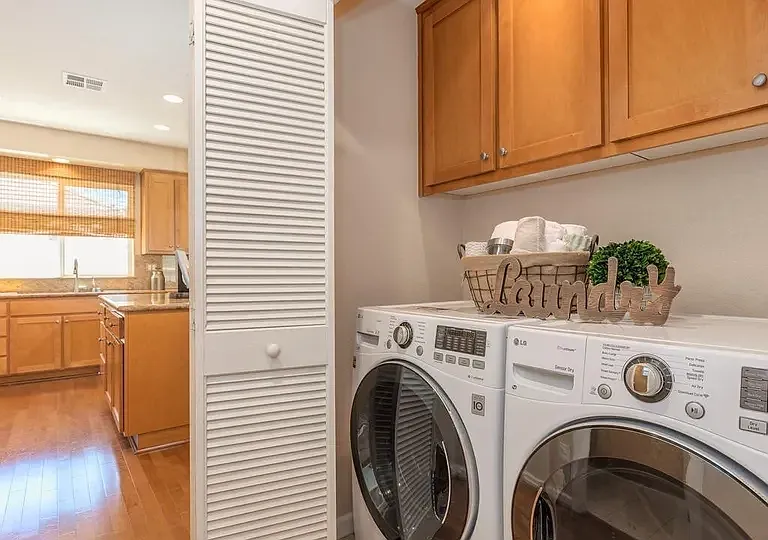 5855 Hillbrook Pl — Photo 10