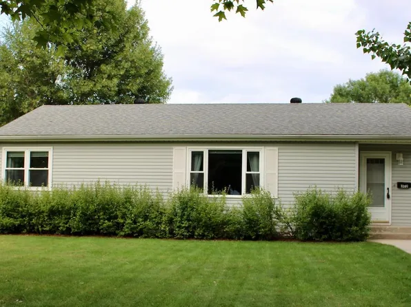 302 Kneale Ave S, Thief River Falls, MN 56701