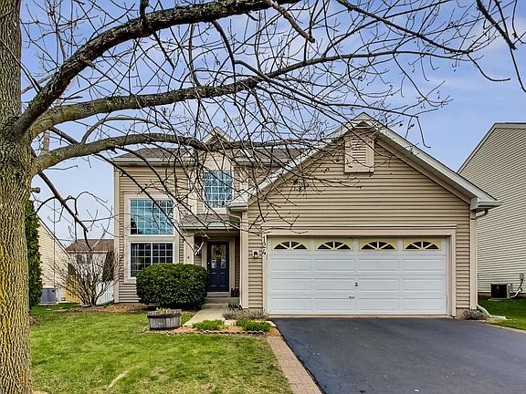 2nd image of 124 Suffolk Ln