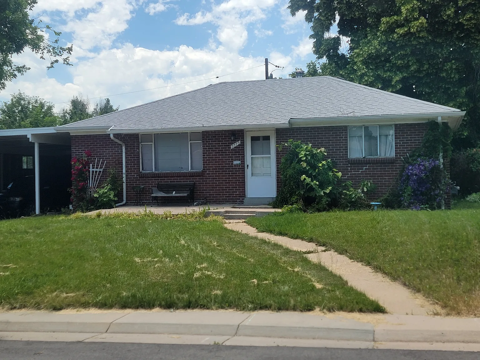 3 bed, 1200 sqft, $2,300 — Photo 1