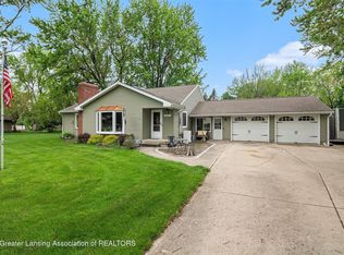 12197 W Greenfield Rd, Lansing, MI 48917