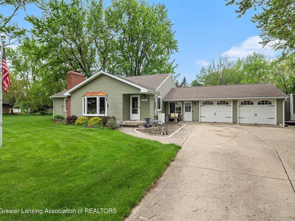 12197 W Greenfield Rd, Lansing, MI 48917