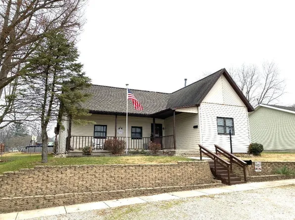 207 Extension St, Worthington, IN 47471