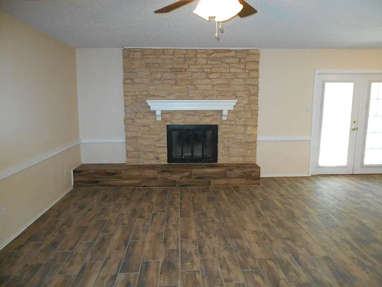 5739 Emory St — Photo 11