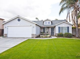 4405 Oldcastle Ave, Bakersfield, CA 93313