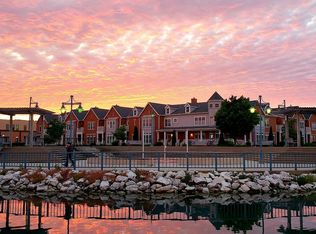 101 56th St UNIT 5, Kenosha, WI 53140