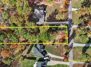4044 Mackenzie Dr, Haw River, NC 27258