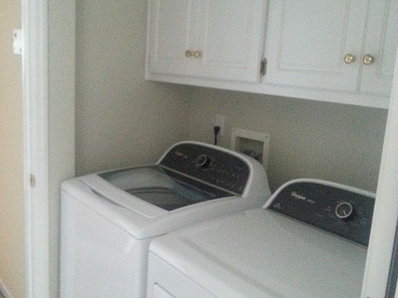 4th image of 541 Cedar Rock Dr
