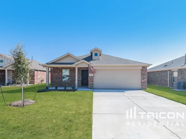 1725 Claireborne Ct, Little Elm, TX 75068