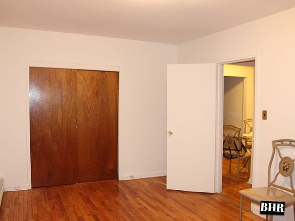 4th image of 2046 E 57th St #99A